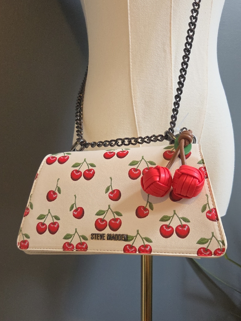 NWT 🍒 Steve Madden Cream Crossbody with Red Cherry Print and Bag Charms 🍒